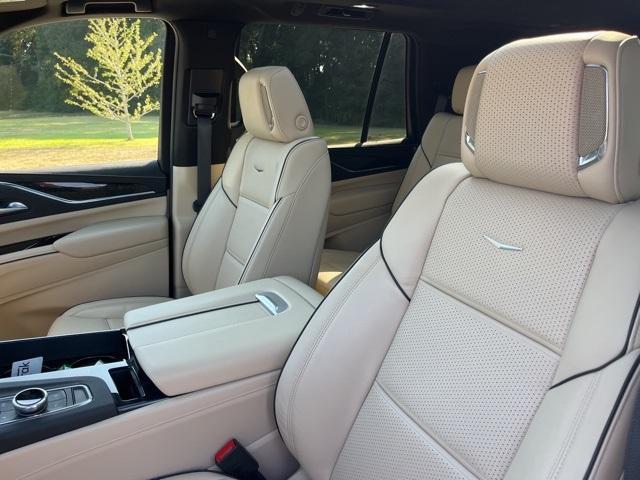 used 2024 Cadillac Escalade car
