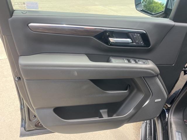 new 2025 Chevrolet Tahoe car, priced at $78,579