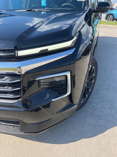 new 2026 Chevrolet Traverse car, priced at $50,799