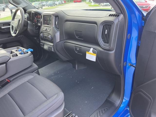 new 2025 Chevrolet Silverado 1500 car, priced at $43,759