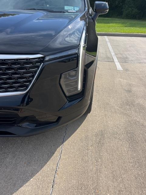 used 2024 Cadillac XT4 car, priced at $39,990