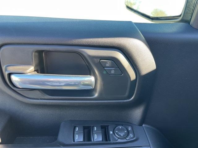 new 2025 Chevrolet Silverado 1500 car, priced at $42,535