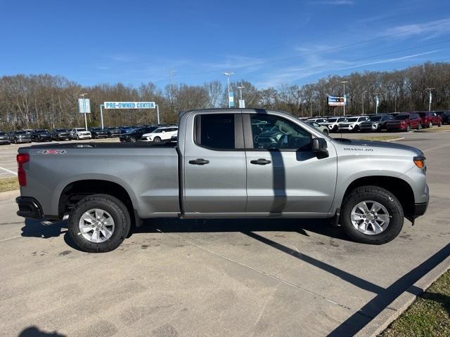 new 2025 Chevrolet Silverado 1500 car, priced at $42,535