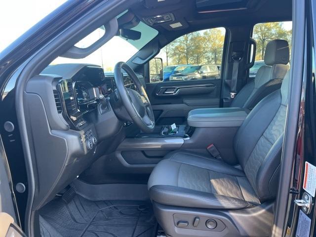 used 2024 Chevrolet Silverado 2500 car, priced at $79,990