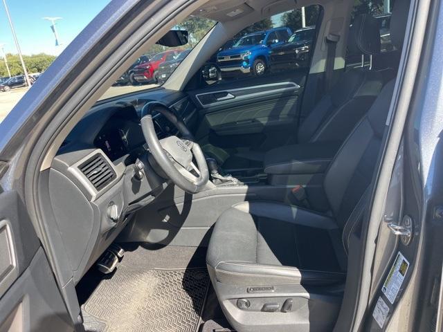 used 2021 Volkswagen Atlas car, priced at $21,990