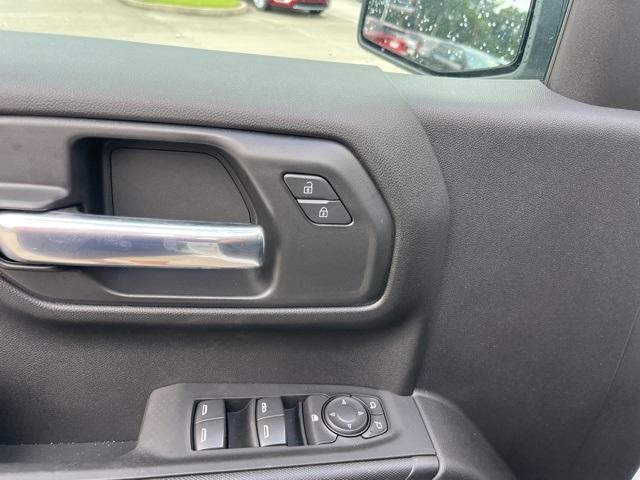 new 2026 Chevrolet Silverado 1500 car, priced at $44,270