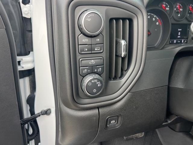 new 2026 Chevrolet Silverado 1500 car, priced at $44,270