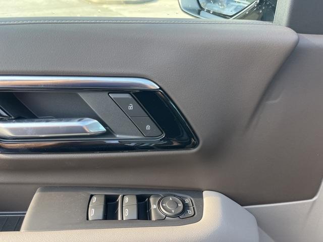 new 2025 Chevrolet Tahoe car, priced at $61,694