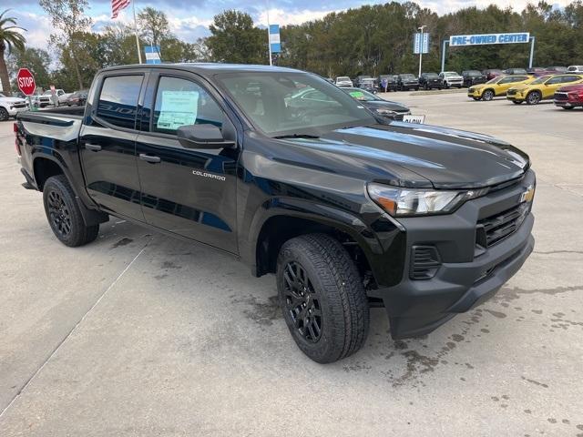 new 2025 Chevrolet Colorado car, priced at $40,130