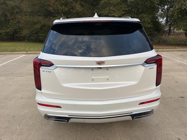 new 2025 Cadillac XT6 car, priced at $72,040