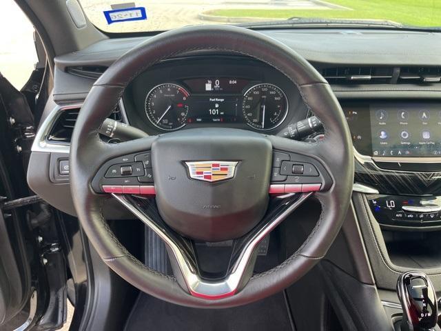 used 2025 Cadillac XT6 car, priced at $49,990