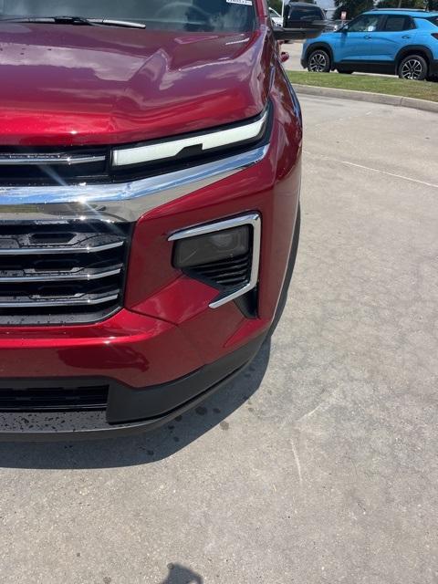new 2026 Chevrolet Traverse car, priced at $42,509