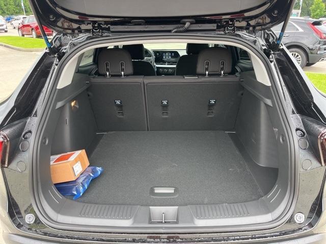 new 2025 Chevrolet Trax car, priced at $23,799