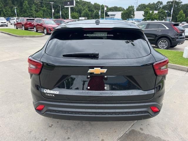 new 2025 Chevrolet Trax car, priced at $23,799
