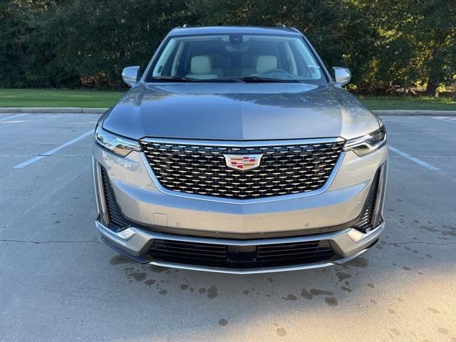 new 2025 Cadillac XT6 car, priced at $53,395