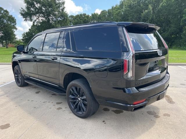 used 2021 Cadillac Escalade ESV car, priced at $58,990
