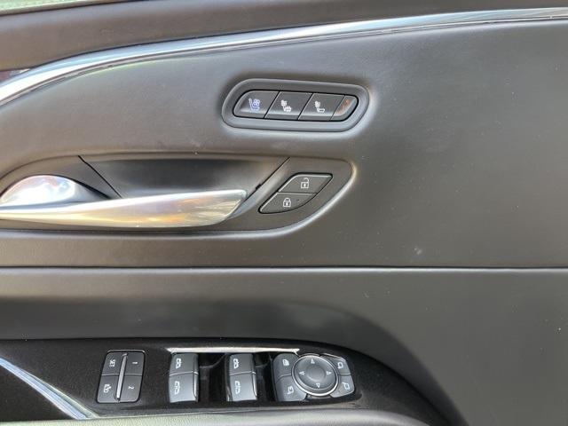 used 2021 Cadillac Escalade ESV car, priced at $58,990