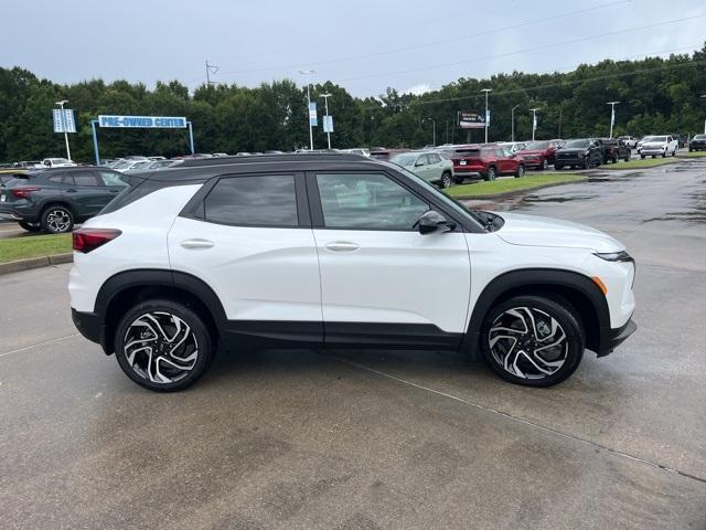 new 2026 Chevrolet TrailBlazer car, priced at $32,255