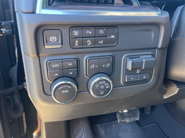 used 2025 Chevrolet Suburban car, priced at $75,990