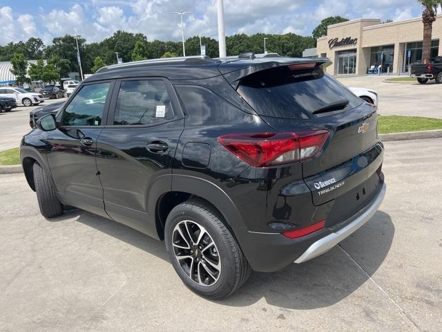new 2025 Chevrolet TrailBlazer car, priced at $28,595