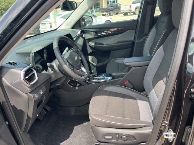 new 2025 Chevrolet TrailBlazer car, priced at $28,595