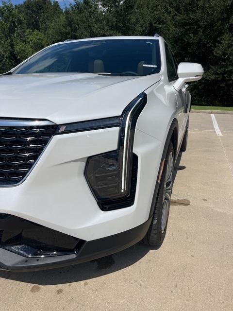 new 2025 Cadillac XT4 car, priced at $49,910