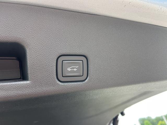 new 2025 Chevrolet Traverse car, priced at $57,489