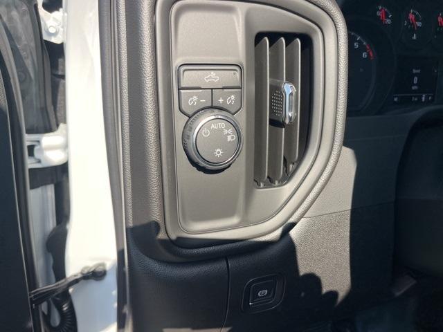 new 2026 Chevrolet Silverado 1500 car, priced at $45,420