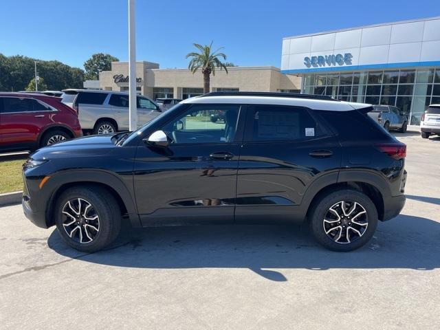 new 2025 Chevrolet TrailBlazer car, priced at $29,015