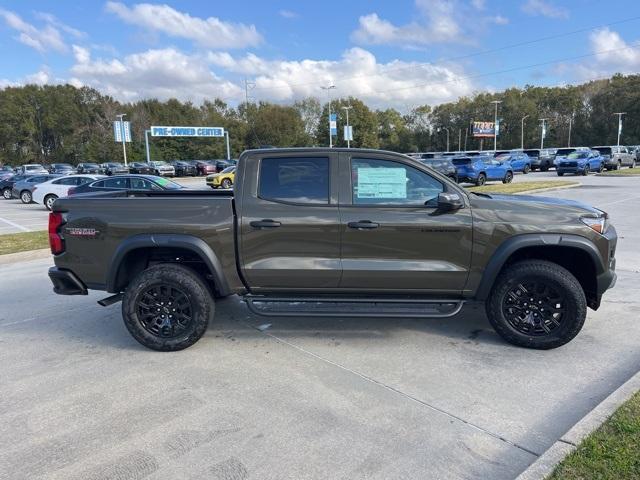 new 2025 Chevrolet Colorado car, priced at $43,405