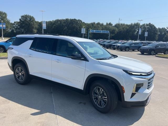 new 2026 Chevrolet Traverse car, priced at $42,014