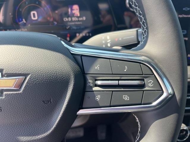 new 2026 Chevrolet Traverse car, priced at $42,014