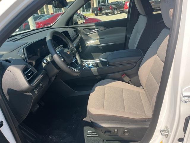 new 2026 Chevrolet Traverse car, priced at $42,014
