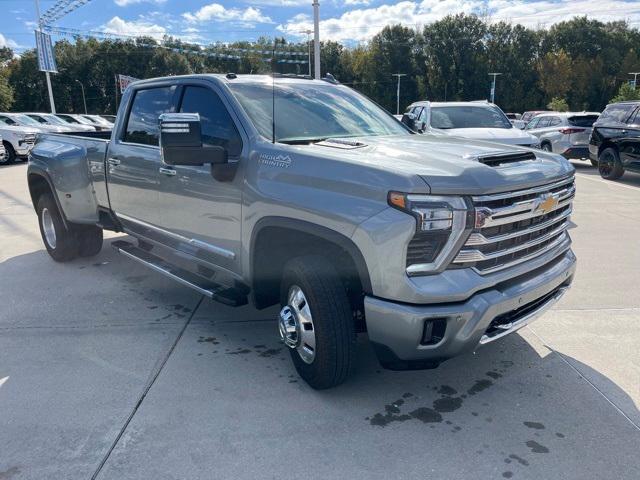 used 2024 Chevrolet Silverado 3500 car, priced at $87,990