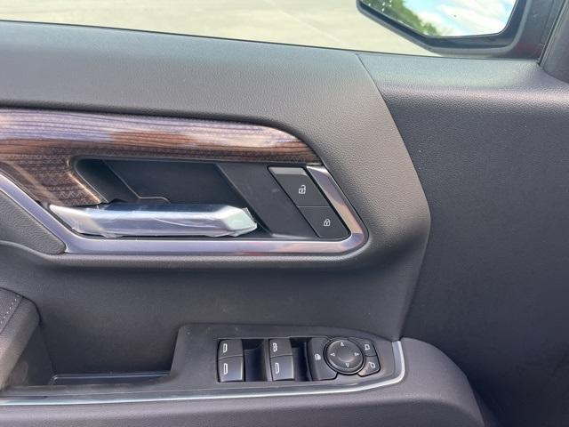 new 2025 Chevrolet Silverado 1500 car, priced at $43,369