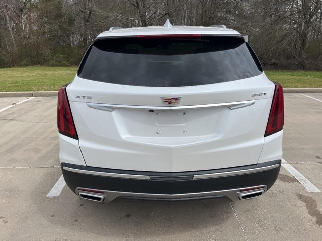 new 2025 Cadillac XT5 car, priced at $52,610