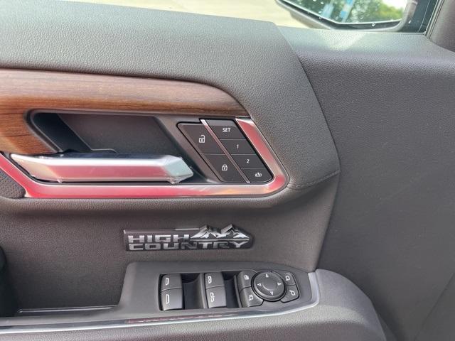 new 2025 Chevrolet Silverado 1500 car, priced at $74,394