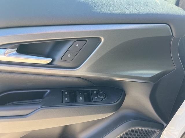 new 2026 Chevrolet Equinox EV car, priced at $33,990