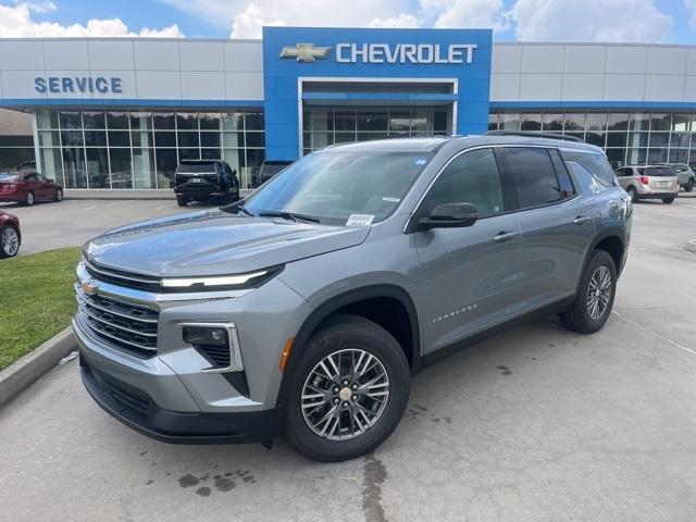 new 2026 Chevrolet Traverse car, priced at $42,014