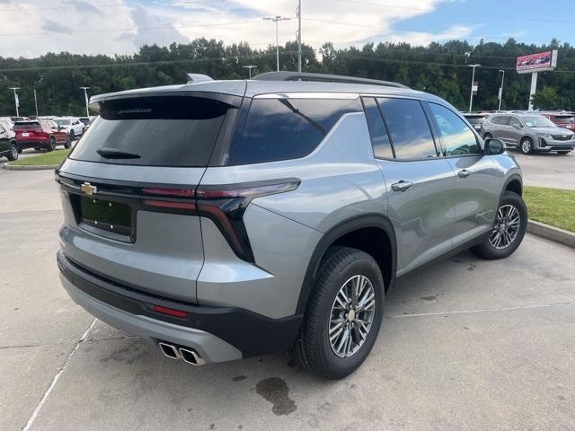 new 2026 Chevrolet Traverse car, priced at $42,014