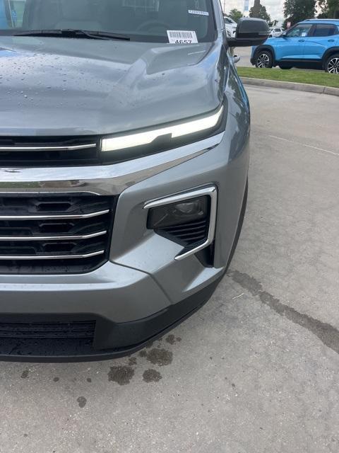 new 2026 Chevrolet Traverse car, priced at $42,014