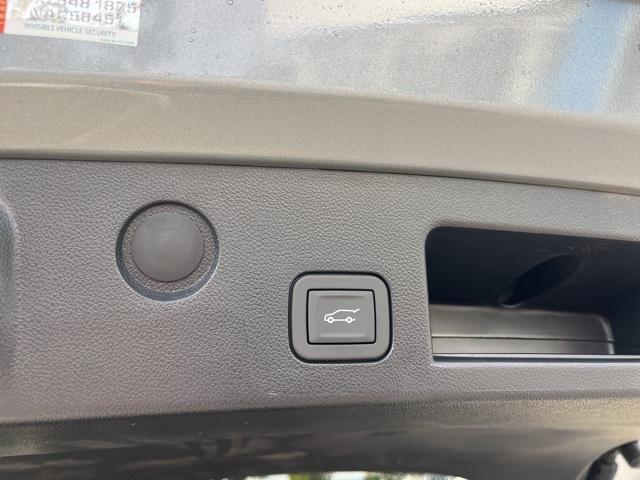 new 2026 Chevrolet Equinox car, priced at $34,384