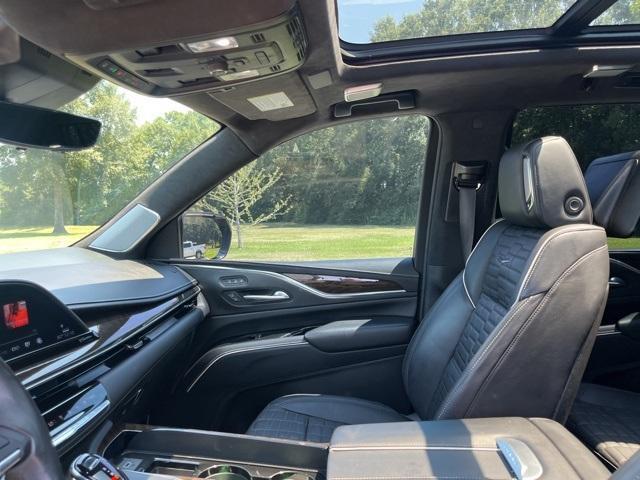 used 2024 Cadillac Escalade car, priced at $87,990