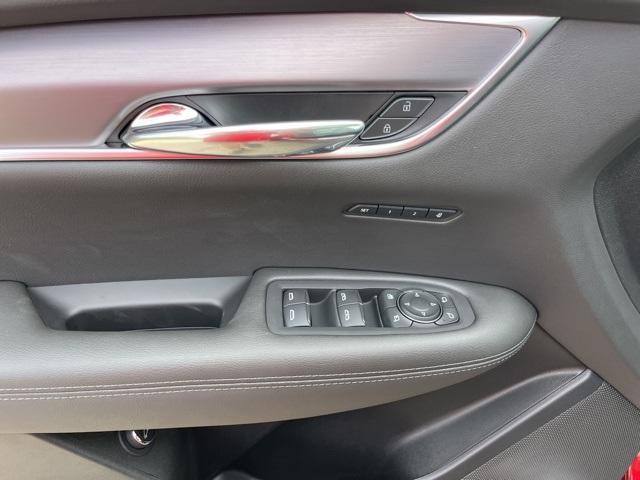 new 2025 Cadillac XT6 car, priced at $50,435