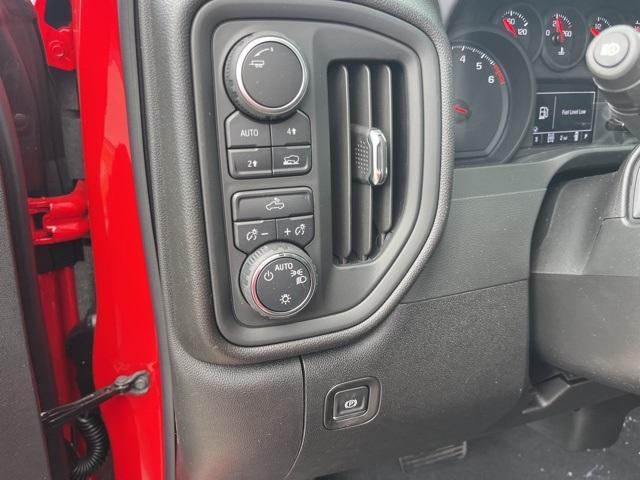 new 2025 Chevrolet Silverado 1500 car, priced at $40,494