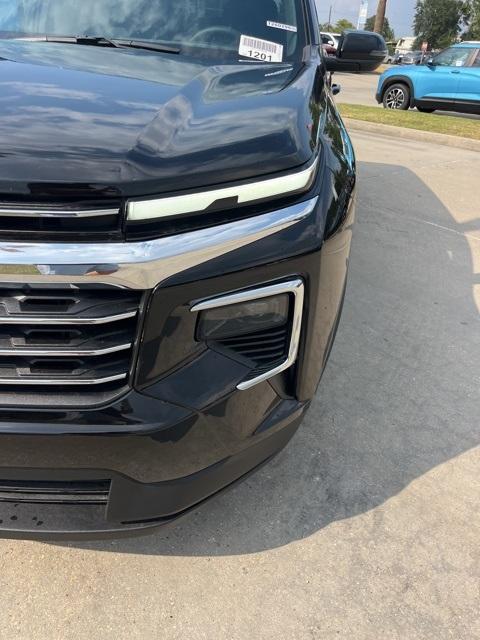 new 2026 Chevrolet Traverse car, priced at $42,014