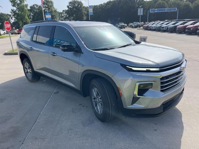 new 2025 Chevrolet Traverse car, priced at $43,629