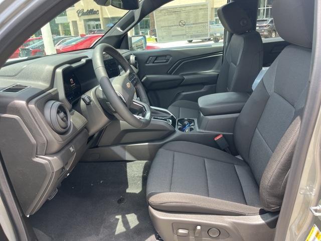 new 2025 Chevrolet Colorado car, priced at $34,299