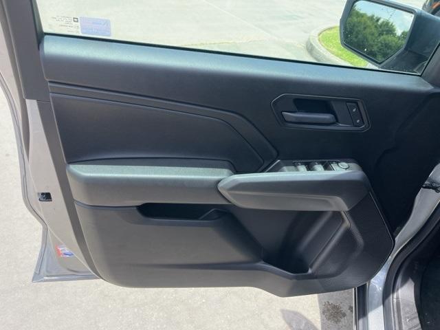 new 2025 Chevrolet Colorado car, priced at $34,299