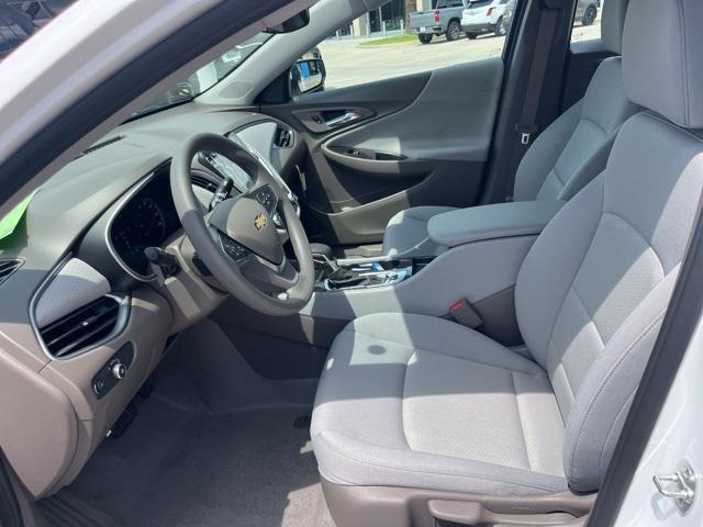 new 2025 Chevrolet Malibu car, priced at $27,895